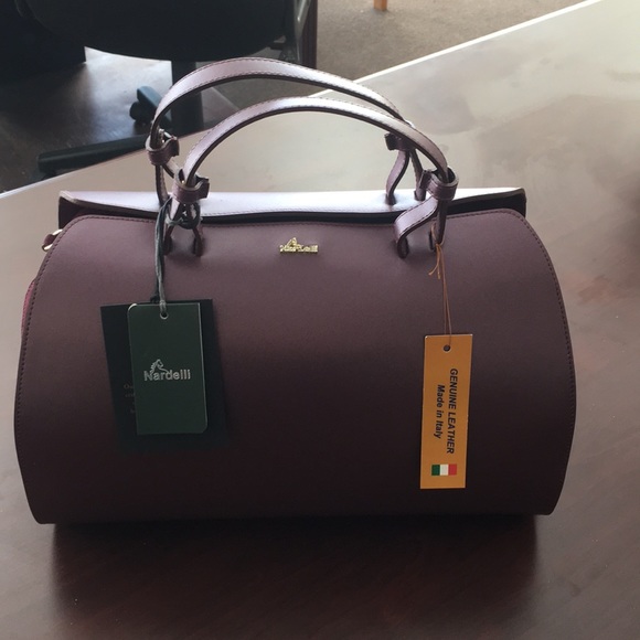 Nardelli Handbags - Brand new beautiful leather purse